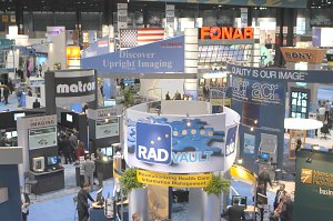 Fonar Display RSNA 2003